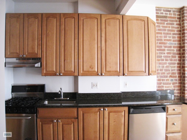 Photo 1 of 219 West 20th Street 3Ac, Greenwich Village/Chelsea, NYC, $4,875, Web #: 16277451
