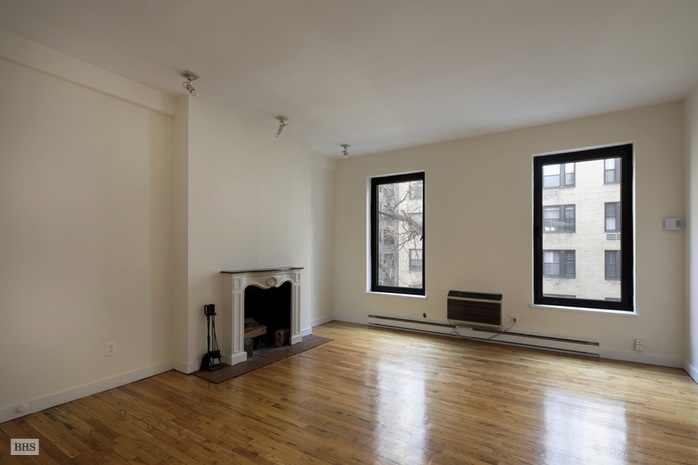 Photo 1 of 234 East 74th Street, Upper East Side, NYC, $2,900, Web #: 16290442