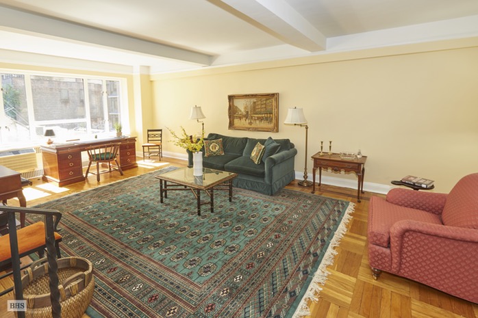 Photo 1 of 20 East 35th Street, Murray Hill/Kips Bay, NYC, $750,000, Web #: 16726628