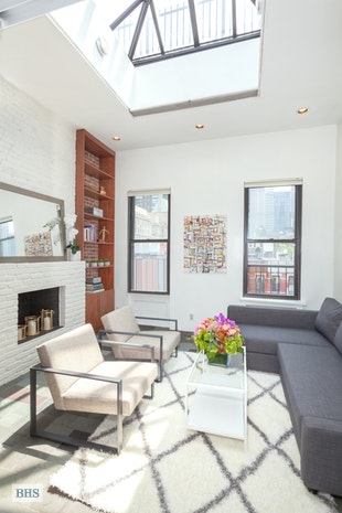 Photo 1 of 857 Ninth Avenue, Midtown West, NYC, $580,000, Web #: 16886499