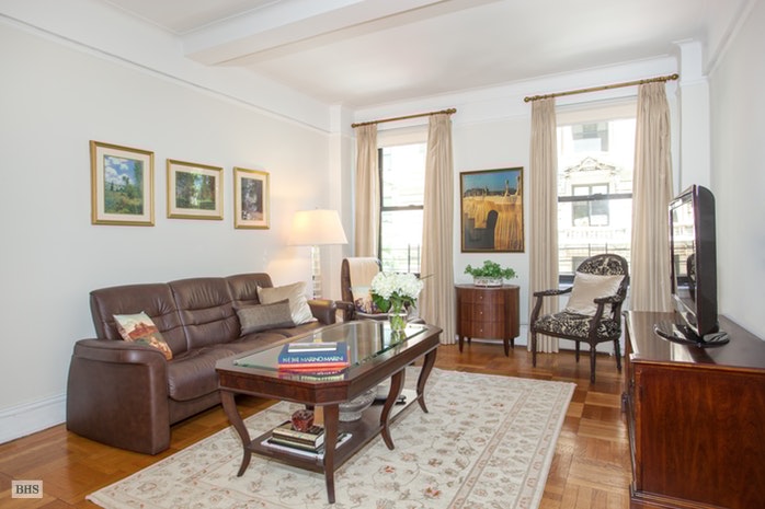 Photo 1 of 186 Riverside Drive, Upper West Side, NYC, $897,500, Web #: 16912405