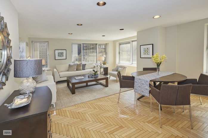 Photo 1 of 106 Central Park South 20I, Midtown West, NYC, $2,060,000, Web #: 17419192