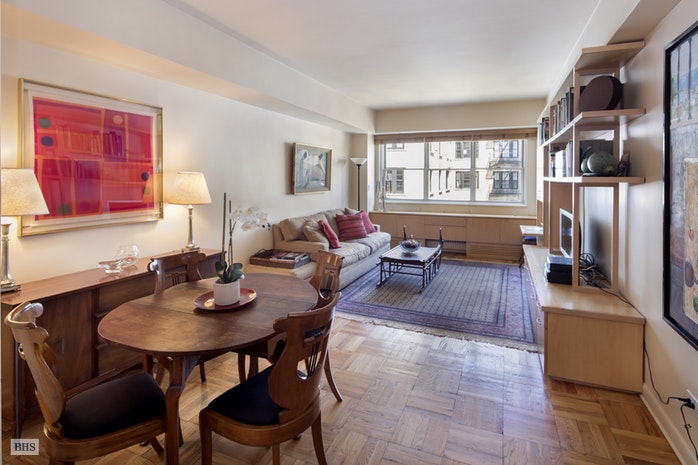 Photo 1 of 20 East 68th Street 11B, Upper East Side, NYC, $1,250,000, Web #: 17425134