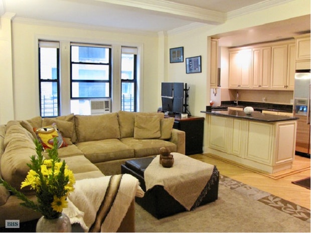 Photo 1 of 825 West End Avenue 3F, Upper West Side, NYC, $4,800, Web #: 17532110