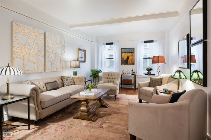 Photo 1 of 186 Riverside Drive 9C, Upper West Side, NYC, $875,000, Web #: 17747844