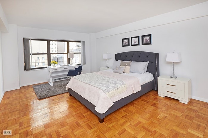 Photo 1 of 140 East 56th Street 10F, Midtown East, NYC, $1,685,000, Web #: 17777418