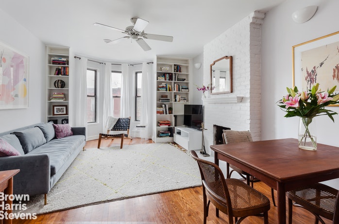 Photo 1 of 221 Fifth Avenue 3B, Brooklyn, New York, $795,000, Web #: 17999475