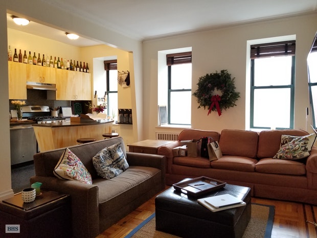 Photo 1 of 52 East 81st Street 3/4Flr, Upper East Side, NYC, $8,775, Web #: 18353599