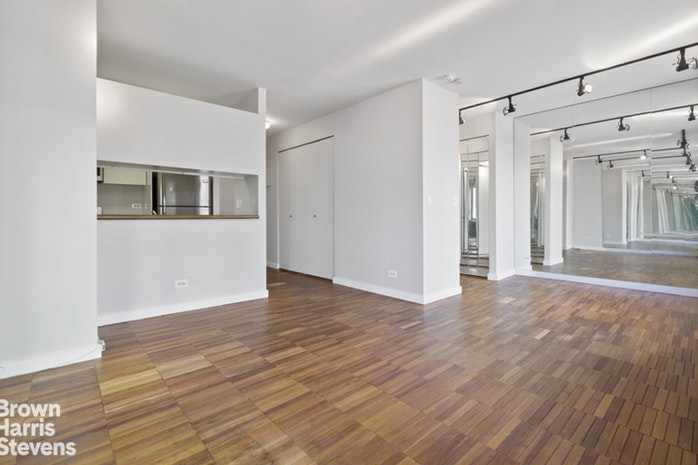 Photo 1 of 300 East 85th Street 605, Upper East Side, NYC, $640,000, Web #: 18396388