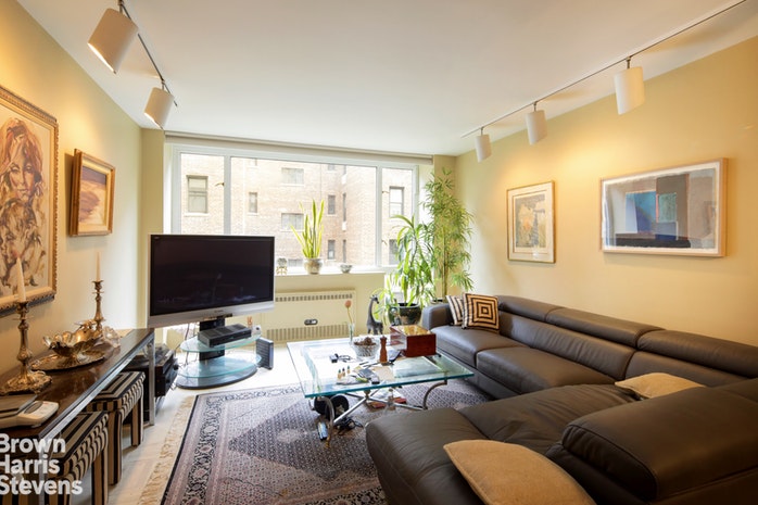 333 EAST 69TH STREET 4A