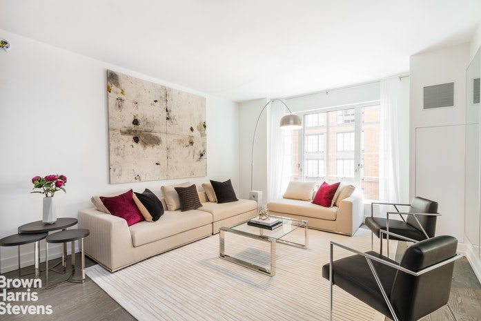 70 CHARLTON STREET 8C