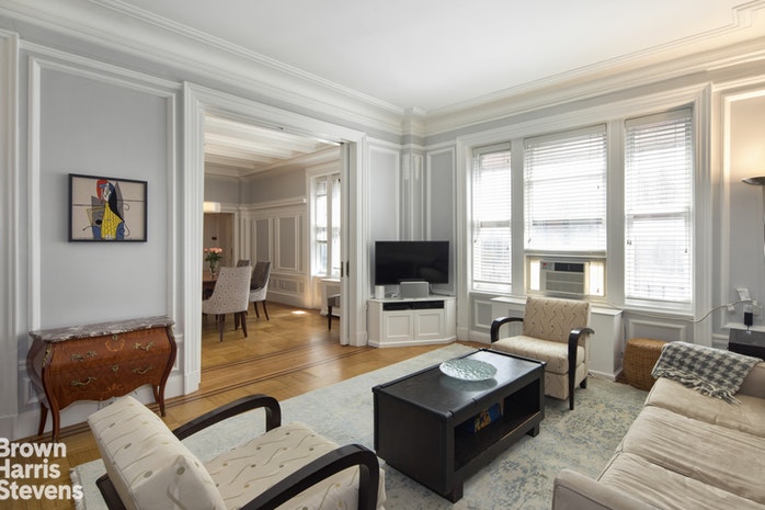 Photo 1 of 801 West End Avenue 10C, Upper West Side, NYC, $1,899,000, Web #: 18639290