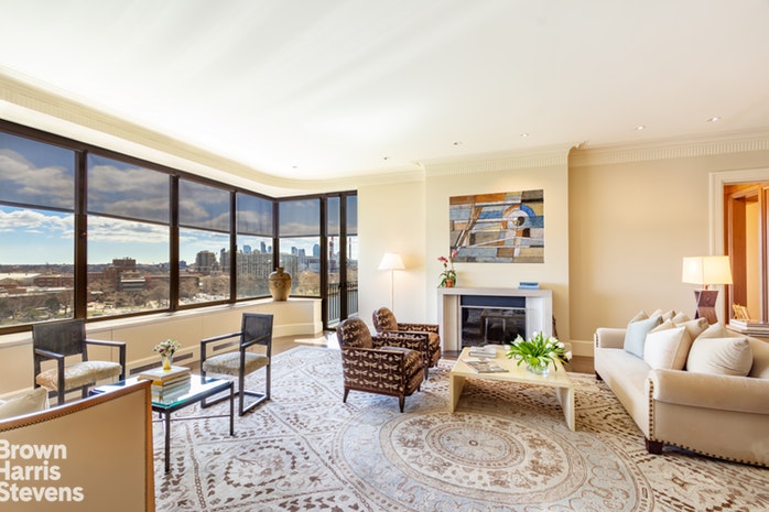 10 GRACIE SQUARE 6A