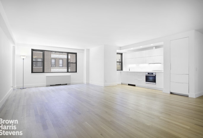 116 CENTRAL PARK S 4A