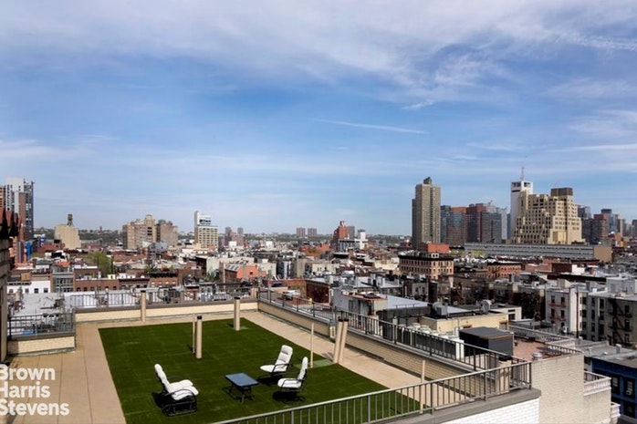 Photo 1 of 325 West 45th Street 301, Midtown West, NYC, $295,000, Web #: 18827952