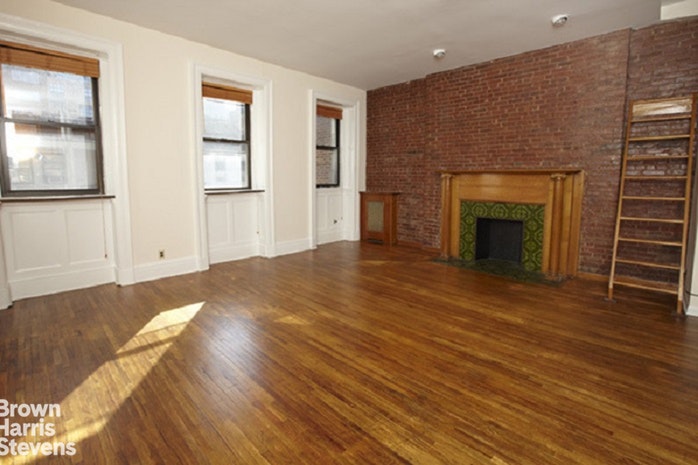 Photo 1 of 9 West 69th Street 4F, Upper West Side, NYC, $2,350, Web #: 18904255