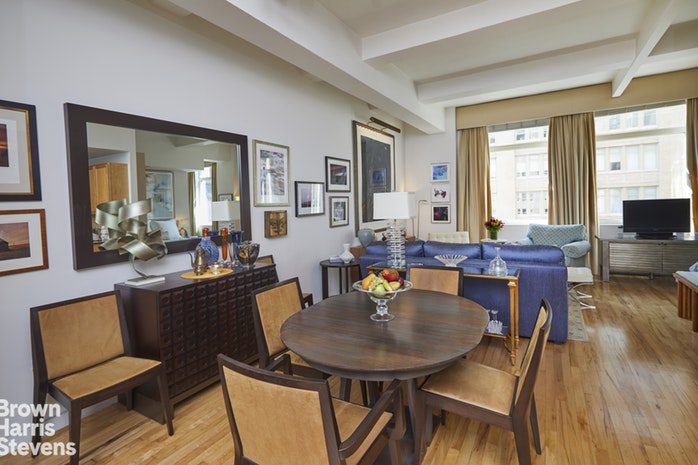 245 SEVENTH AVENUE 7C