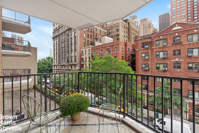 10 WEST 66TH STREET 4F