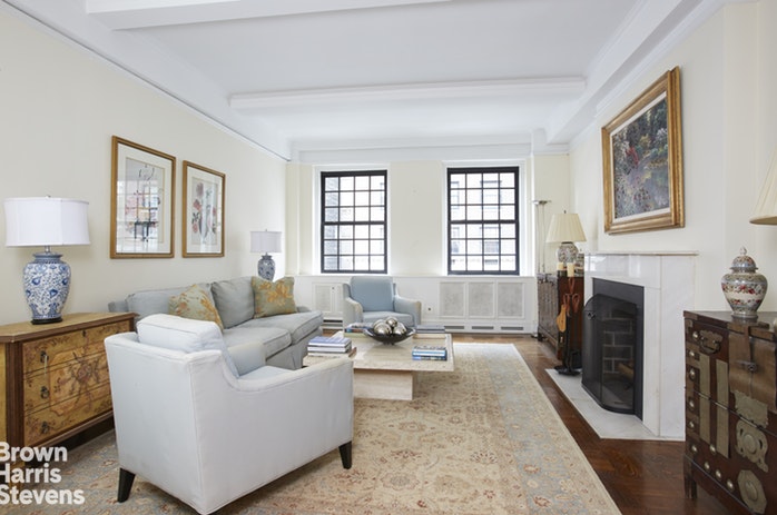 Photo 1 of 129 East 69th Street 4C, Upper East Side, NYC, $2,833,000, Web #: 18960370