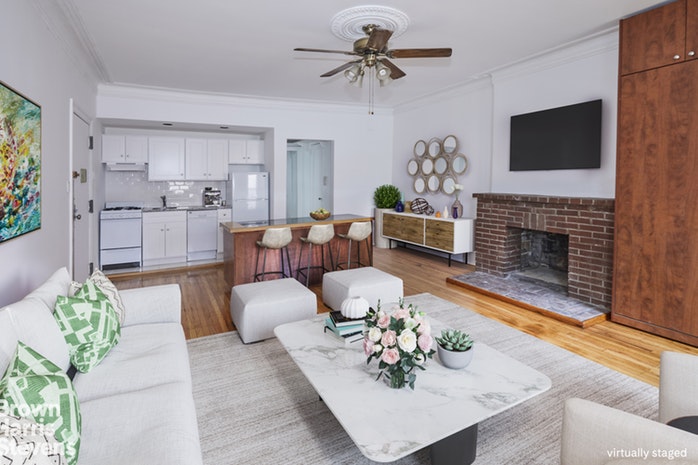 20 8TH AVENUE 4B