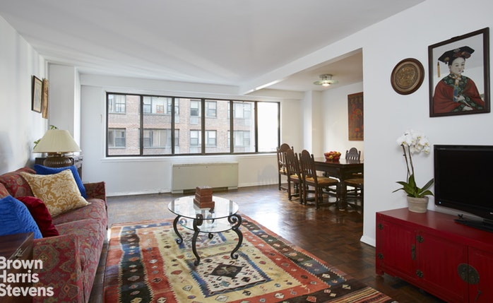 Photo 1 of 345 East 73rd Street 5A, Upper East Side, NYC, $685,000, Web #: 19086009