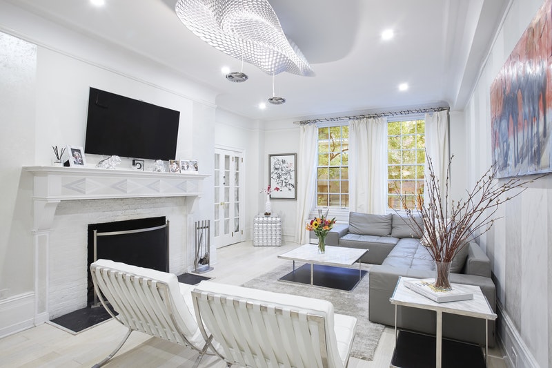 50 WEST 67TH STREET 2AB