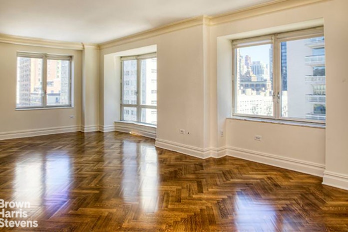 Photo 1 of 181 East 65th Street 8C, Upper East Side, NYC, $9,500, Web #: 19220228