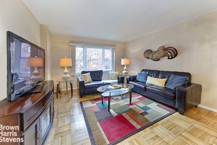 Photo 1 of 333 East 66th Street 4G, Upper East Side, NYC, $599,000, Web #: 19370866