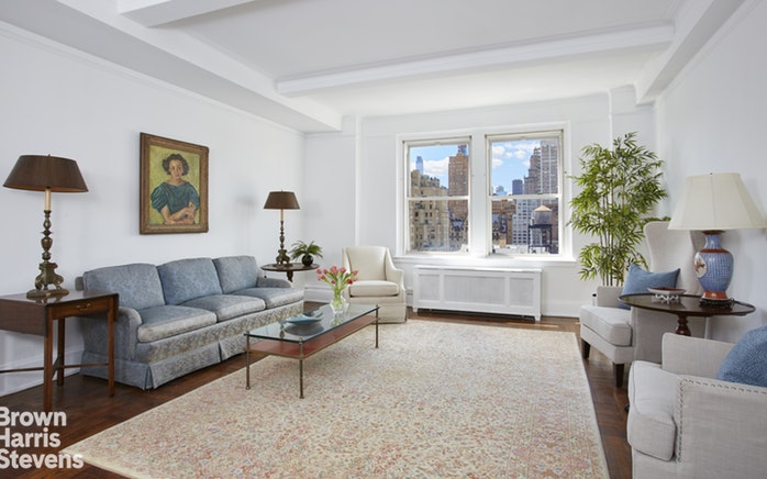 Photo 1 of 16 West 77th Street 14F, Upper West Side, NYC, $2,200,000, Web #: 19424410