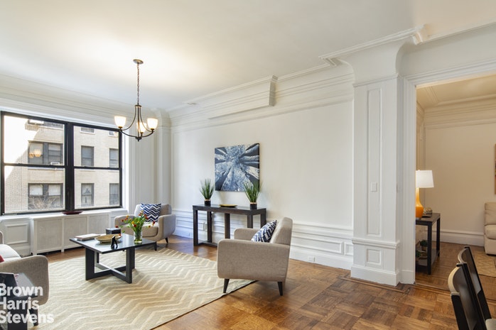 Photo 1 of 817 West End Avenue 4D, Upper West Side, NYC, $1,330,000, Web #: 19500199