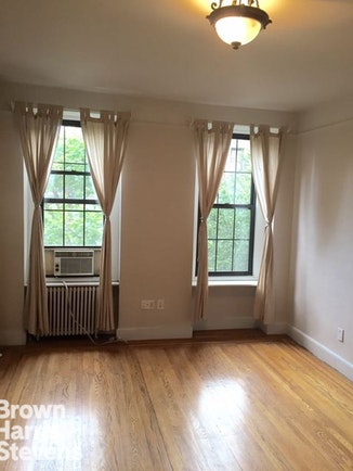 Photo 1 of 415 East 84th Street 8, Upper East Side, NYC, $3,100, Web #: 19500612