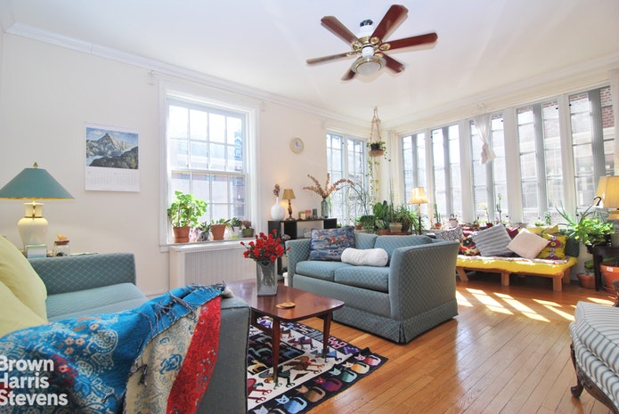 Photo 1 of 37 -18 85th Street 21, Queens, New York, $550,000, Web #: 19530450