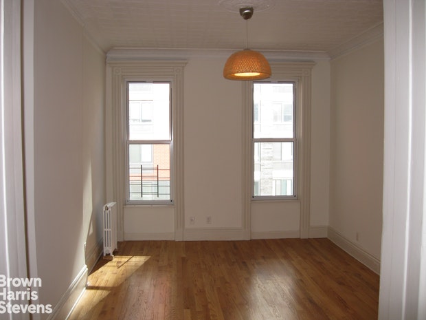 Photo 1 of 14 Clermont Avenue 3R, Brooklyn, New York, $2,100, Web #: 19532961