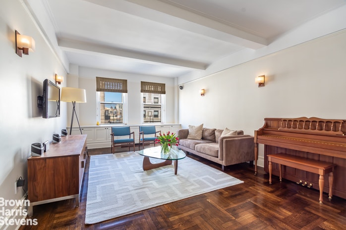Photo 1 of 164 West 79th Street 11D, Upper West Side, NYC, $2,320,000, Web #: 19541555