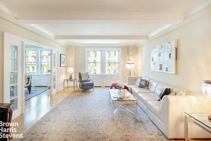 Photo 1 of 845 West End Avenue 3B, Upper West Side, NYC, $2,575,000, Web #: 19565144