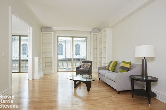 Photo 1 of 145 East 76th Street 5A, Upper East Side, NYC, $22,000, Web #: 19636954