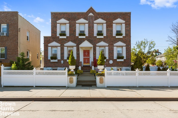 126 -02 NEWPORT AVENUE