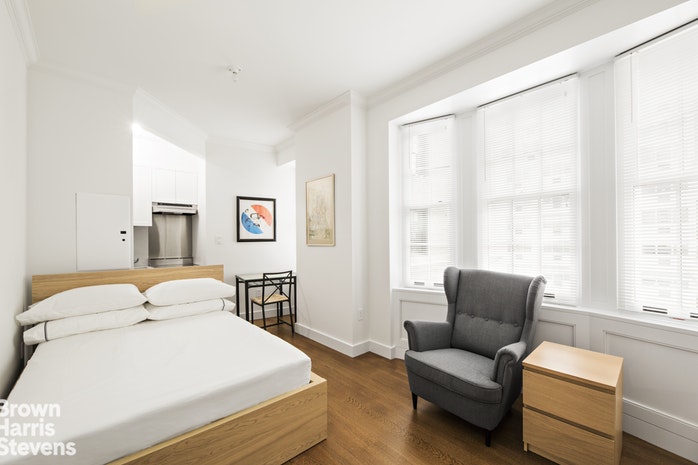 11 EAST 68TH STREET 7J