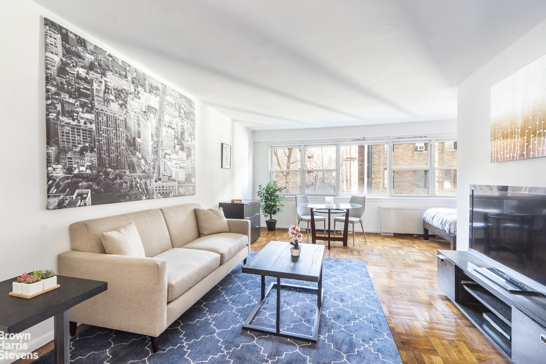 101 WEST 12TH STREET 5C