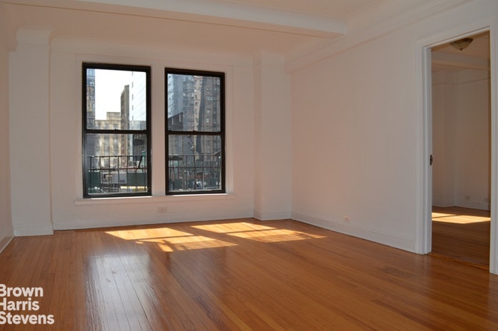 Photo 1 of 440 West 34th Street 2E, Midtown West, NYC, $3,100, Web #: 19664770