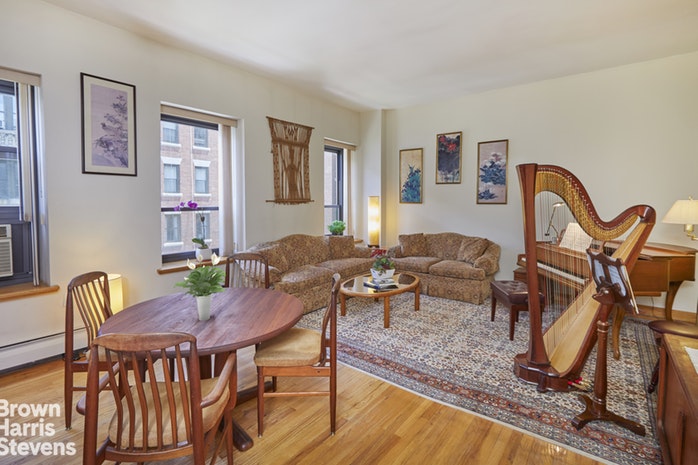 Photo 1 of 305 West 98th Street 7An, Upper West Side, NYC, $1,470,000, Web #: 19669354