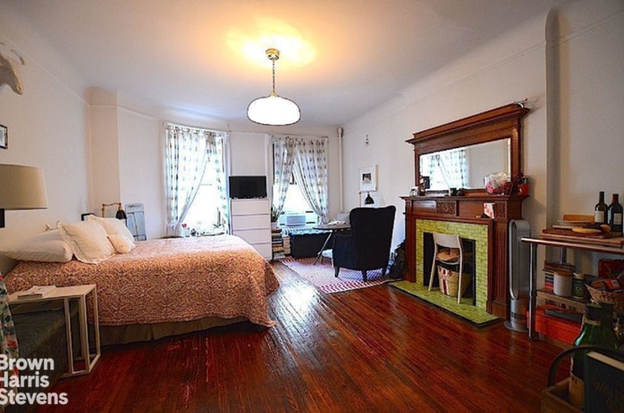 Photo 1 of 68 West 85th Street 9, Upper West Side, NYC, $2,100, Web #: 19782512