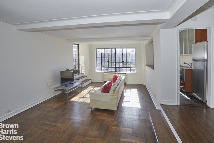 Photo 1 of 35 West 90th Street 11C, Upper West Side, NYC, $4,500, Web #: 19896081