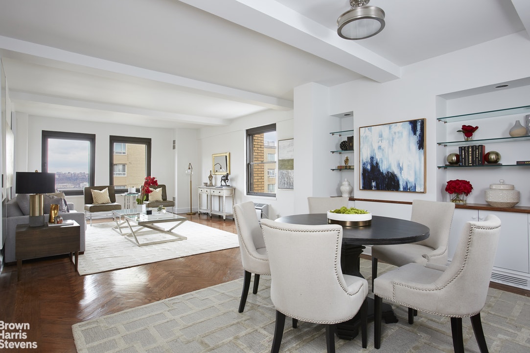 Photo 1 of 400 West End Avenue 14B, Upper West Side, NYC, $3,195,000, Web #: 19896279