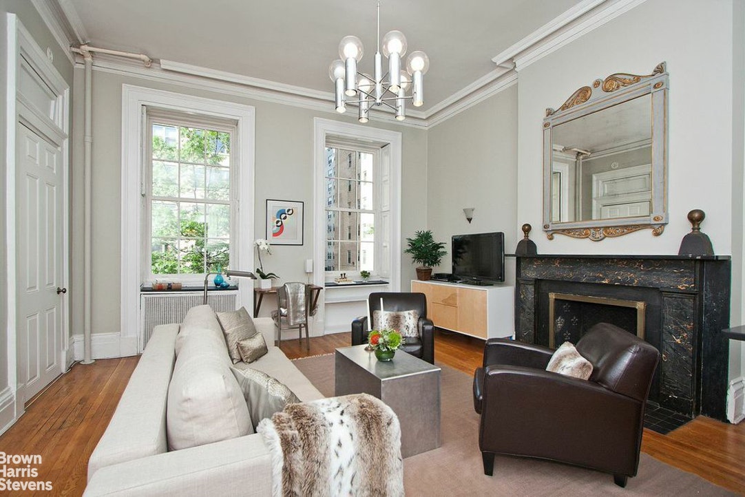 13 EAST 9TH STREET 4R