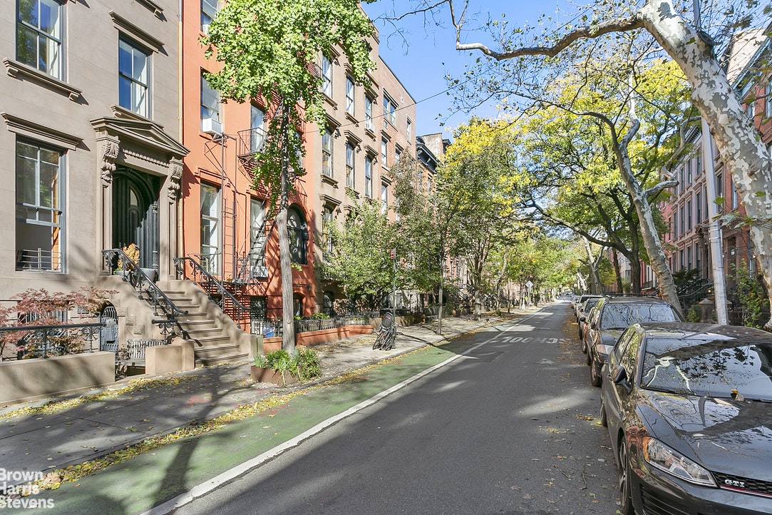 Closed 293 Henry Street, Brooklyn, New York, ID 19939547 Brown