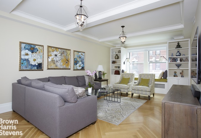 Photo 1 of 845 West End Avenue 4C, Upper West Side, NYC, $3,125,000, Web #: 19943613