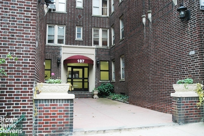 187 PINEHURST AVENUE 3G