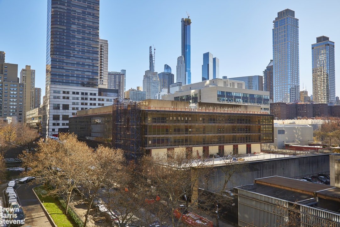 140 WEST END AVENUE 6G