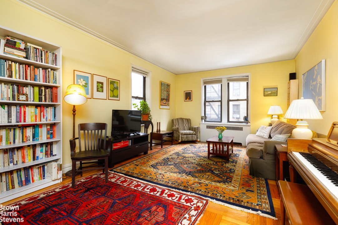 Photo 1 of 60 Cooper Street 2G, Fort George, NYC, $778,000, Web #: 19988941